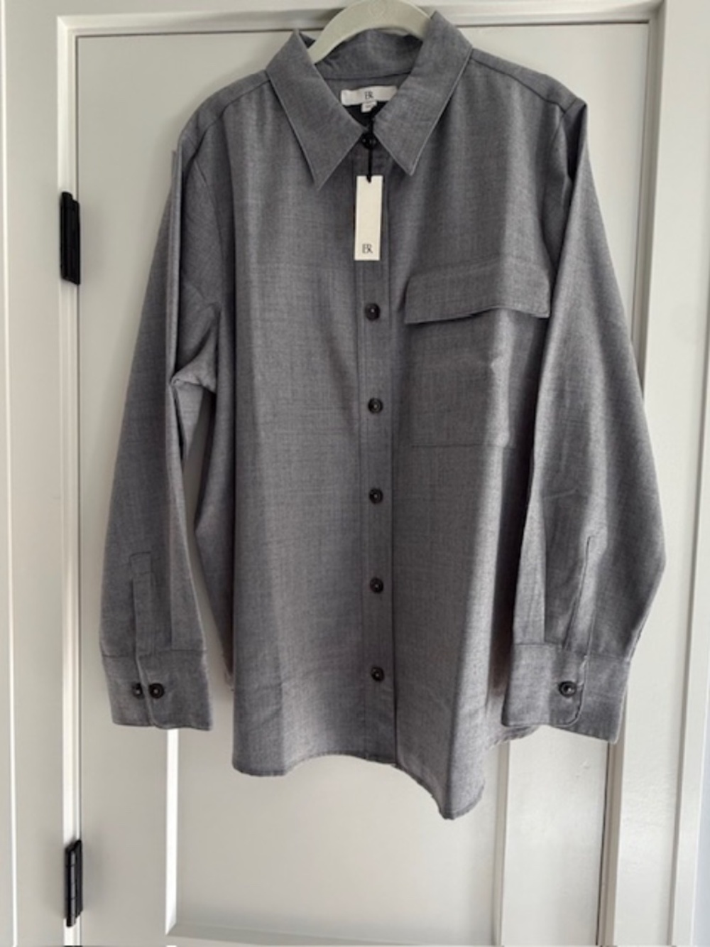 NWT Women's XL Gray Banana Republic 100% Wool Oversize Tailored Button Blouse